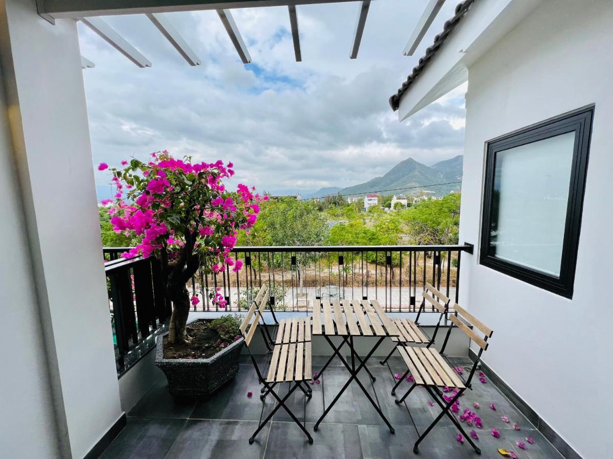 The Track Homestay - Near Bai Dai Beach Cam Lam Luaran gambar